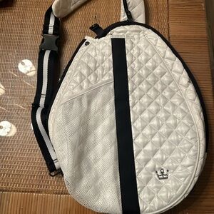Oliver Thomas tennis sling bag. guc!